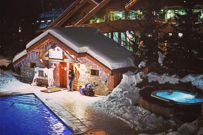 Outdoor swimming pool in snow